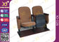 Samller sillas de madera del auditorio de las piernas dobles fuertes de la distancia de centro de 560 milímetros con Brown proveedor